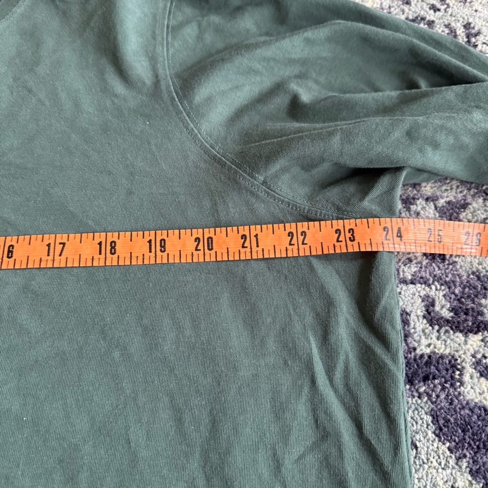Life is Good Women’s Christmas Radiate Good Vibes Graphic V-Neck Long Sleeve XXL - Picture 6 of 8
